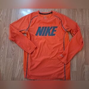 NIKE DRI FIT Athletic shirt with Grey Accents.  Boys. Size Large. Orange & Gray